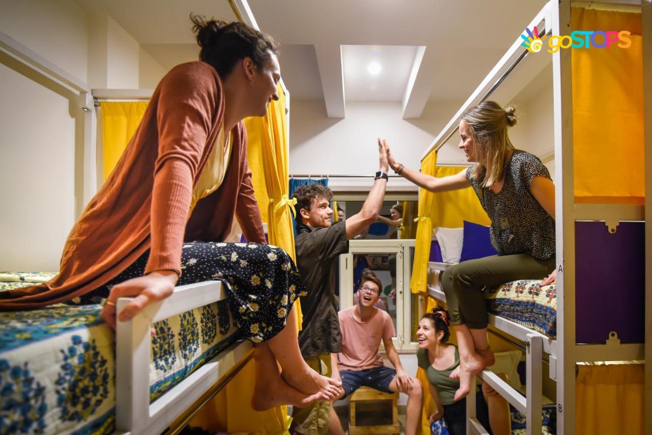 Gostops Agra - Rooms & Dorms Buitenkant foto